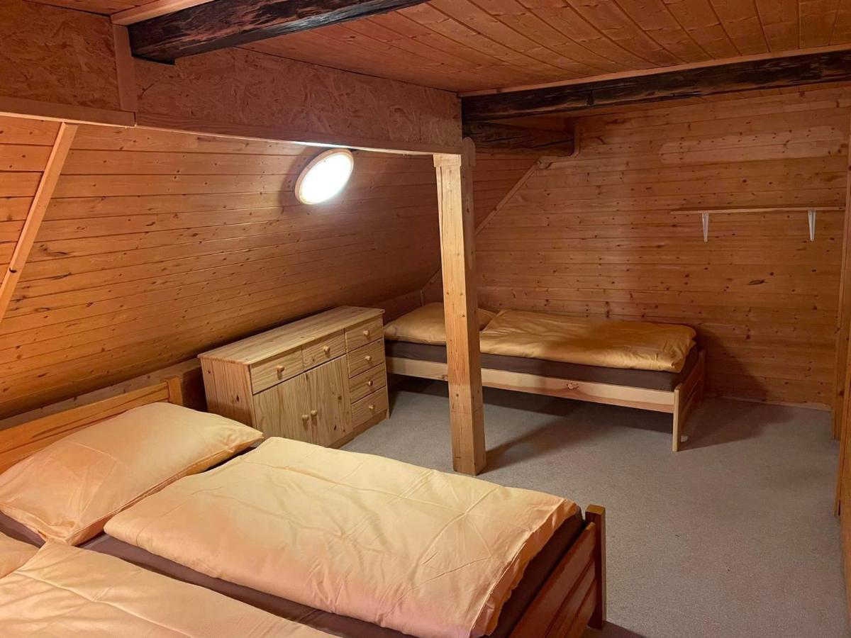 Venkovska Chalupa Jestrabi V Krkonosich Bagian luar foto